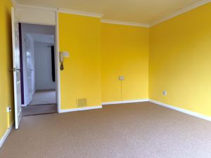 Lounge- click for photo gallery